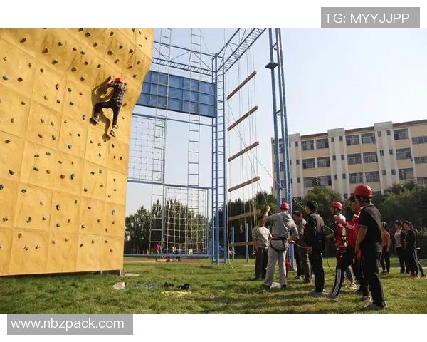 深圳攀岩队心理素质探讨:提升竞技表现与团队协作的关键因素 深圳攀岩队心理素质探讨:提升竞技表现与团队协作的关键因素